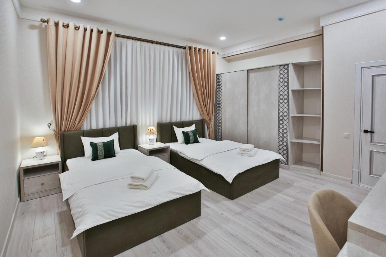 Hotel Asian Plaza Bukhara Esterno foto